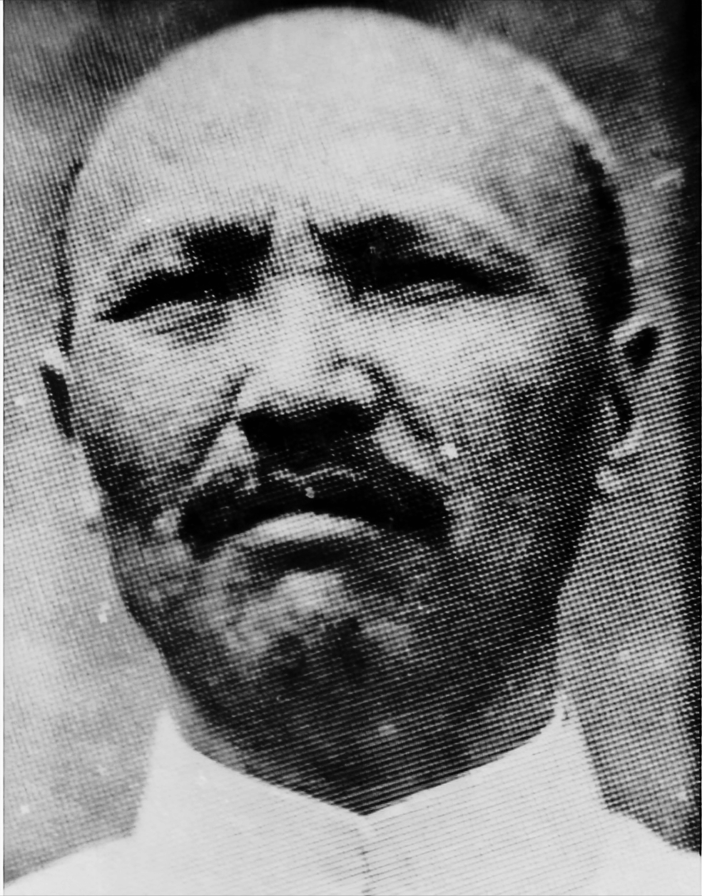 1953年他逃亡美国,随身带走7.5吨黄金,晚年遥望着中国喃喃自语