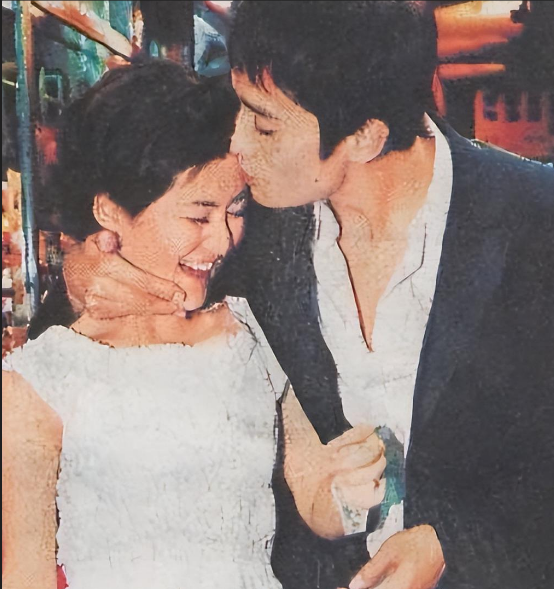 回顾:娶外国女人的7位男星,刘烨,段奕宏,李易祥,妻子都很美