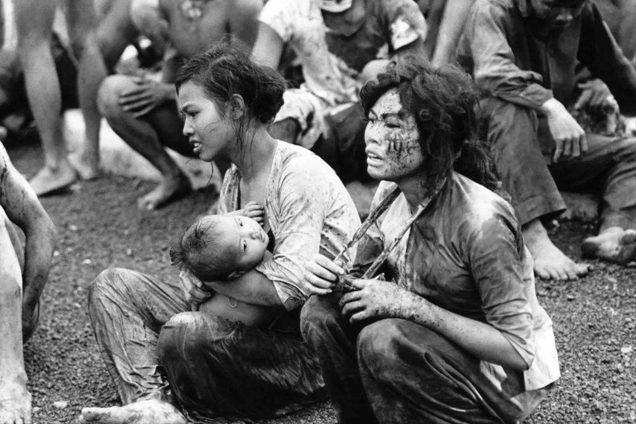 1979年越南战败,黎笋要求中国实控线北移100公里,杨得志:开打