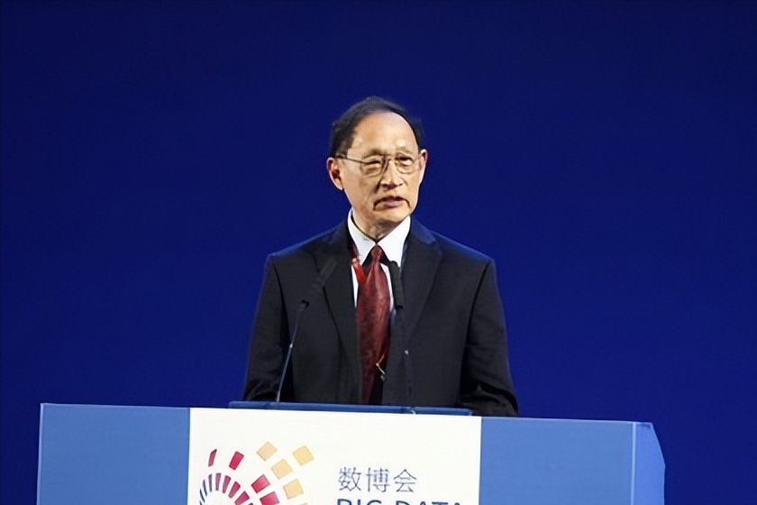 长子当富士康董事长,三儿子是