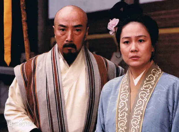 回顾:红极一时的功夫女星现状,有人曾锒铛入狱,有人成亿万富豪