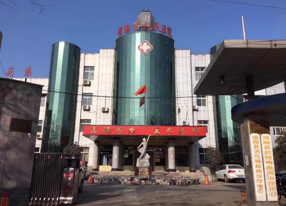 2013年,儿子咳嗽就医,输液时发病去世,2小时后医生坠楼身亡