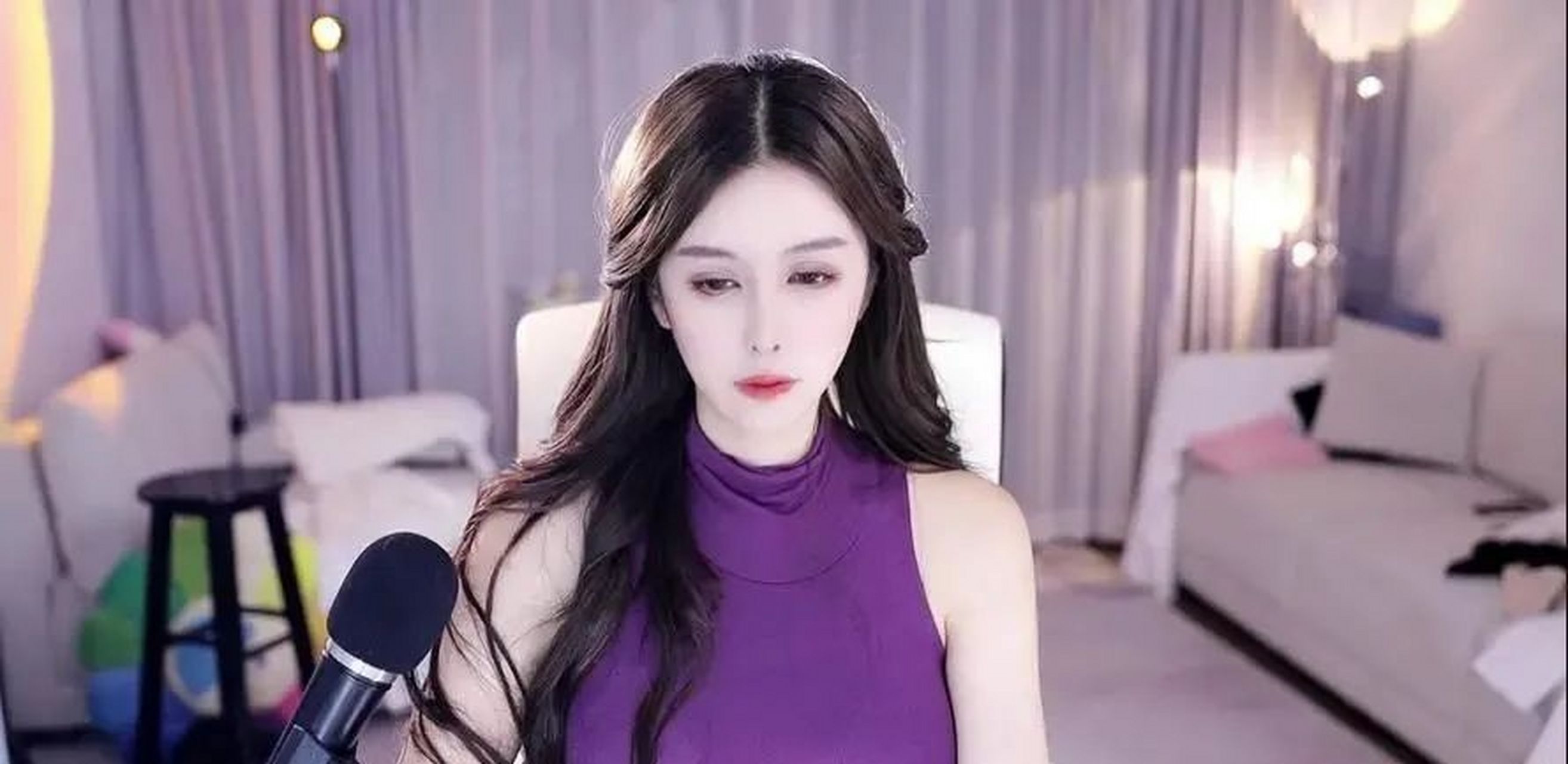 张琪格,斗鱼超火主播!绝美身材吸睛无数98.