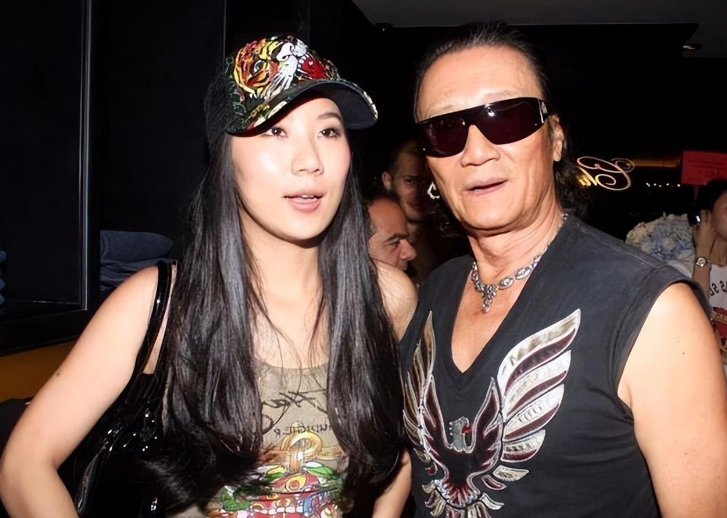 回顾谢贤:一生爱过5个女人,个个貌美如花,如今一人已去世