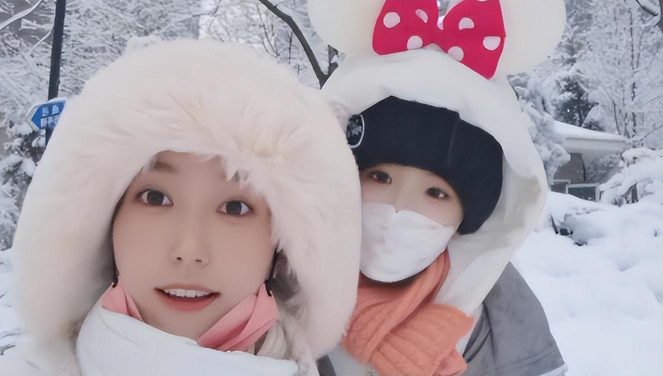 回顾9岁女孩确诊血癌,妈妈放弃治疗,90后姑姑倾家荡产救侄女