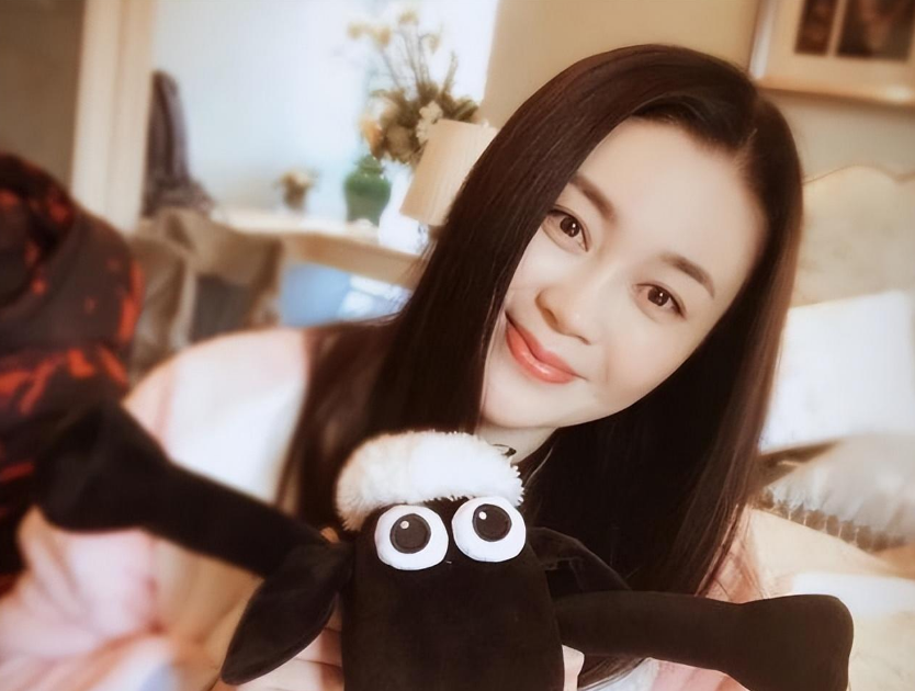 回顾:《乡村爱情》9位女星现状,有人丈夫入狱,有人无戏可拍