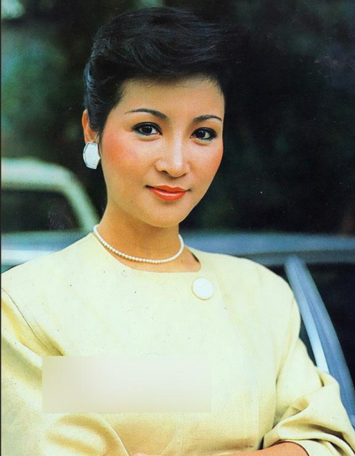 回顾谢贤:一生爱过5个女人,个个貌美如花,如今一人已去世