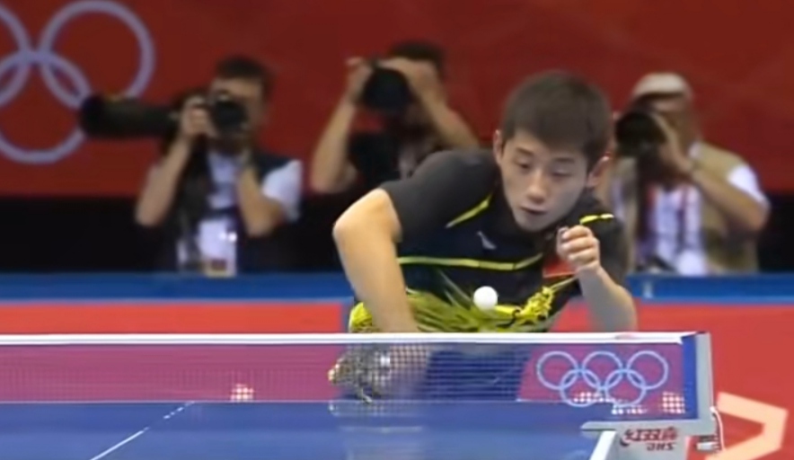 论反手拧拉技术,张继科肯定好于马龙,这是毋庸置疑的