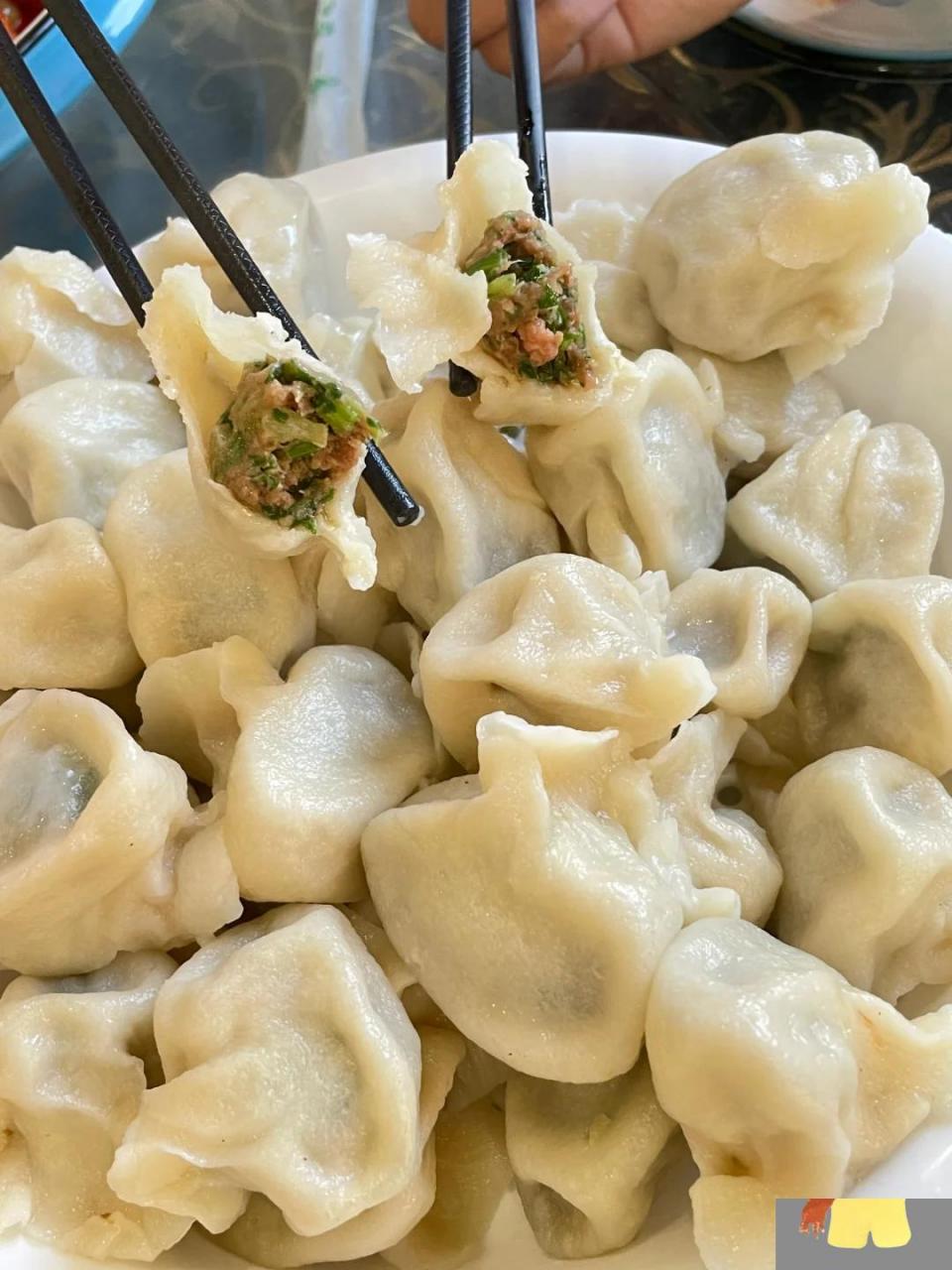 叫回味香大肚水饺09在曲师大附近呢宝贝们来最好要打车出行,这边