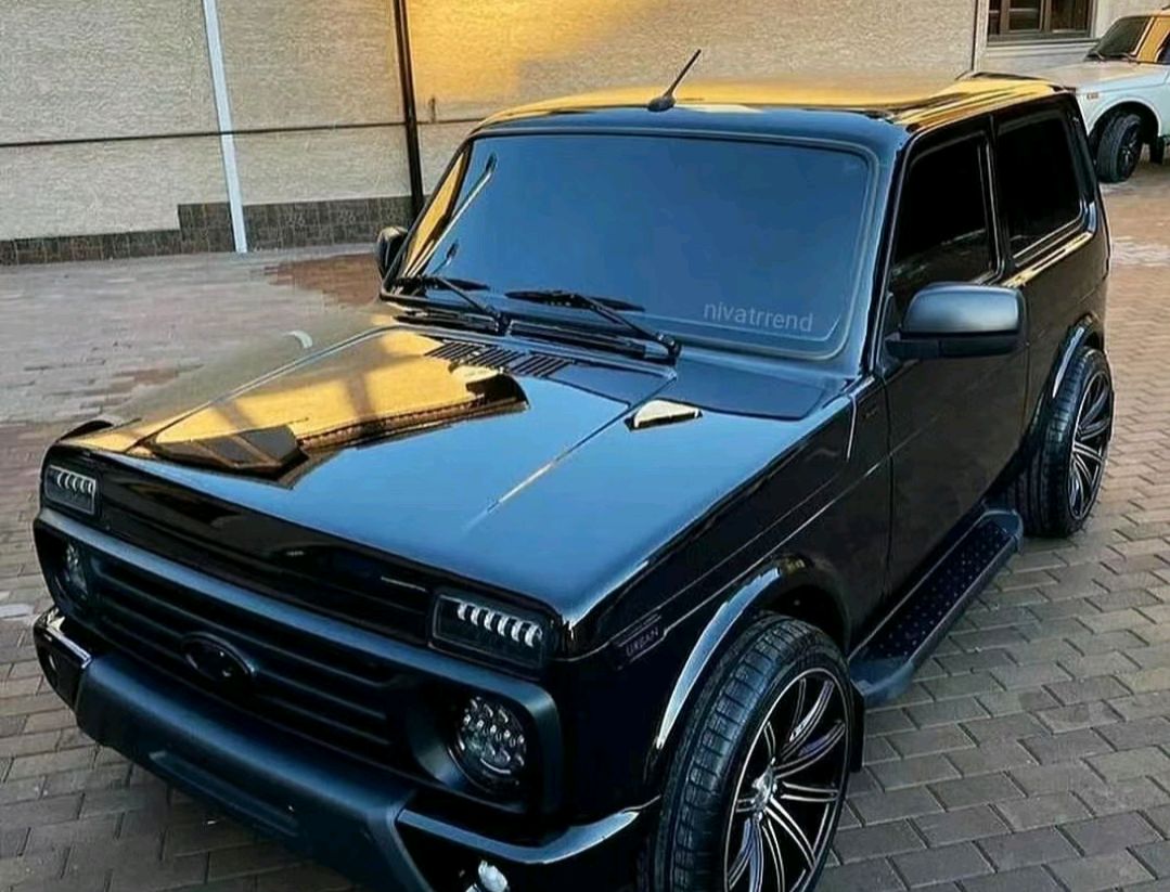 拉达尼瓦硬派越野车,谱写四驱传奇新篇章