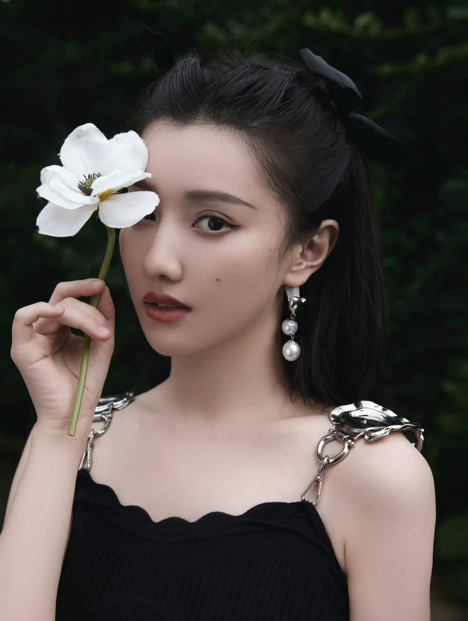 王鹤润,黑色纱裙,美丽性感