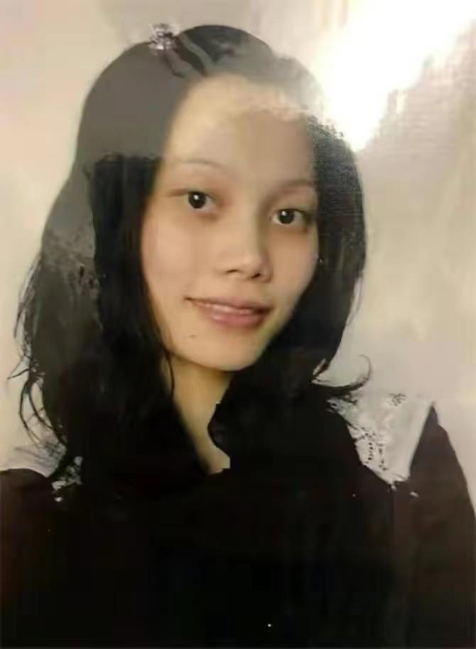 2006年,女子嫁北大精英,13年连生七胎,称:不生浪费