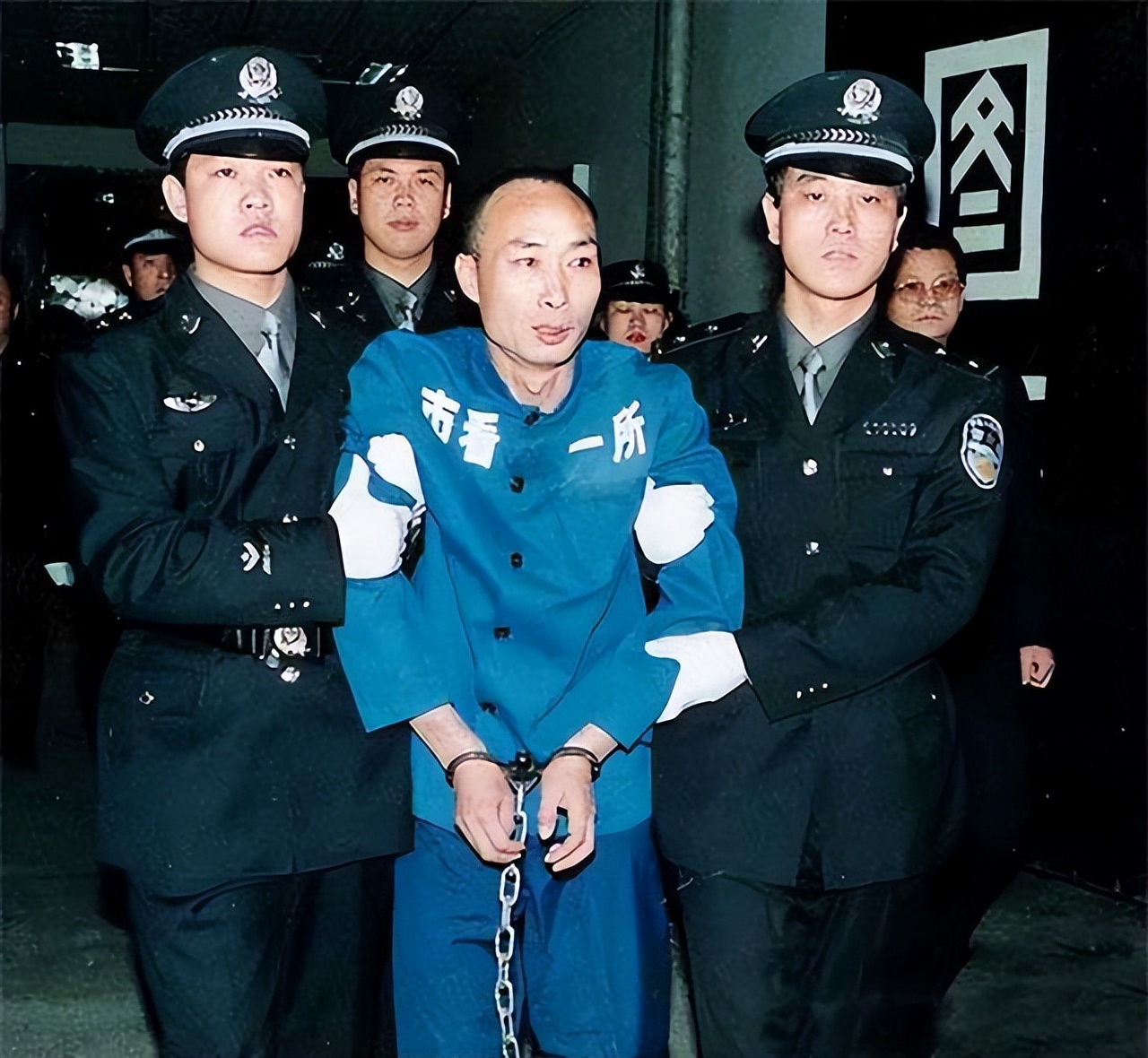 回顾石家庄"3.16"大案:残杀情人,炸死108人,凶手什么下场?