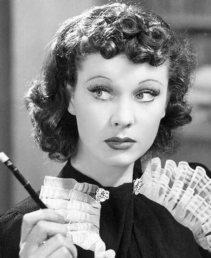 绝色佳人费雯丽:为了情人抛弃丈夫和女儿,18年后他却移情别恋