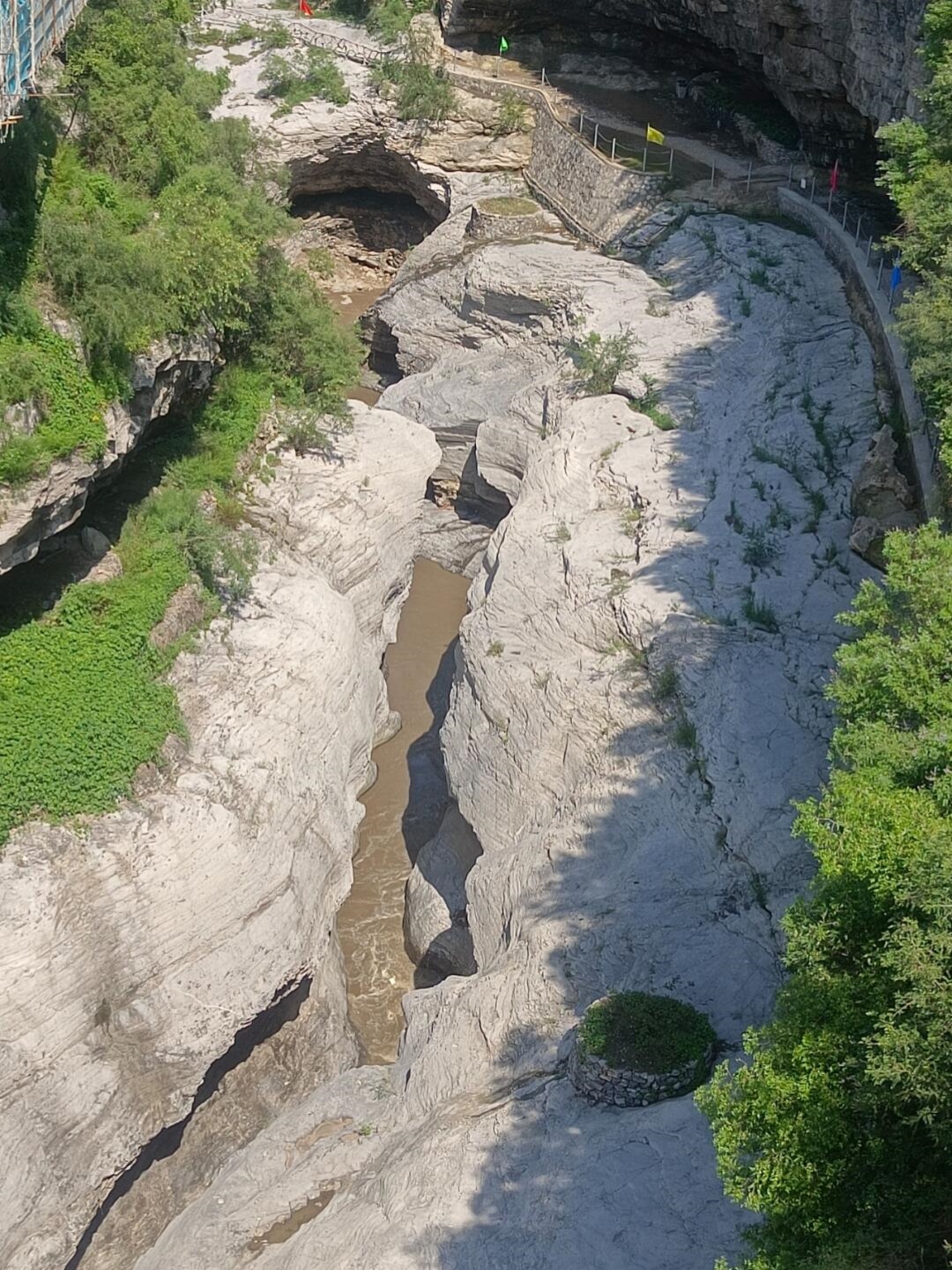 安利一个村里的自建景区