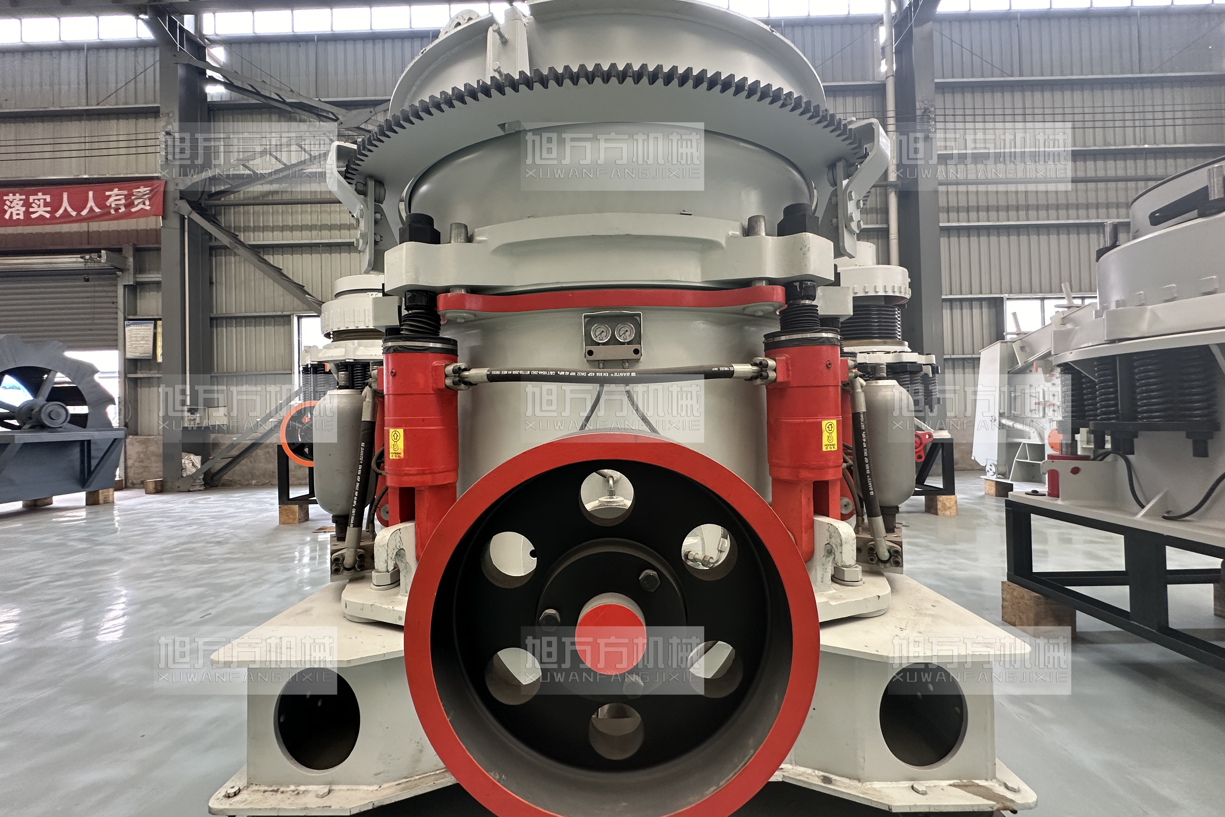 液压圆锥破碎机,矿山作业的不二之选!高效精准又环保