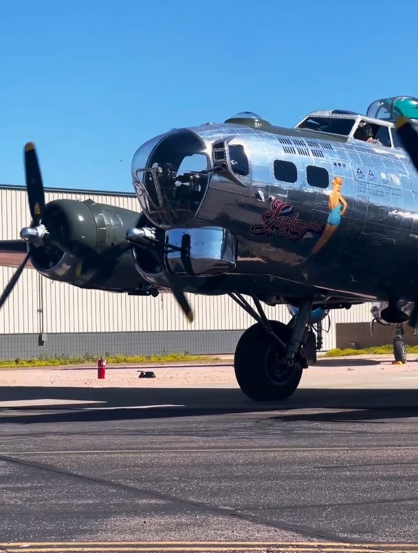 b-17轰炸机,二战时期波音制造的最著名重型轰炸机!