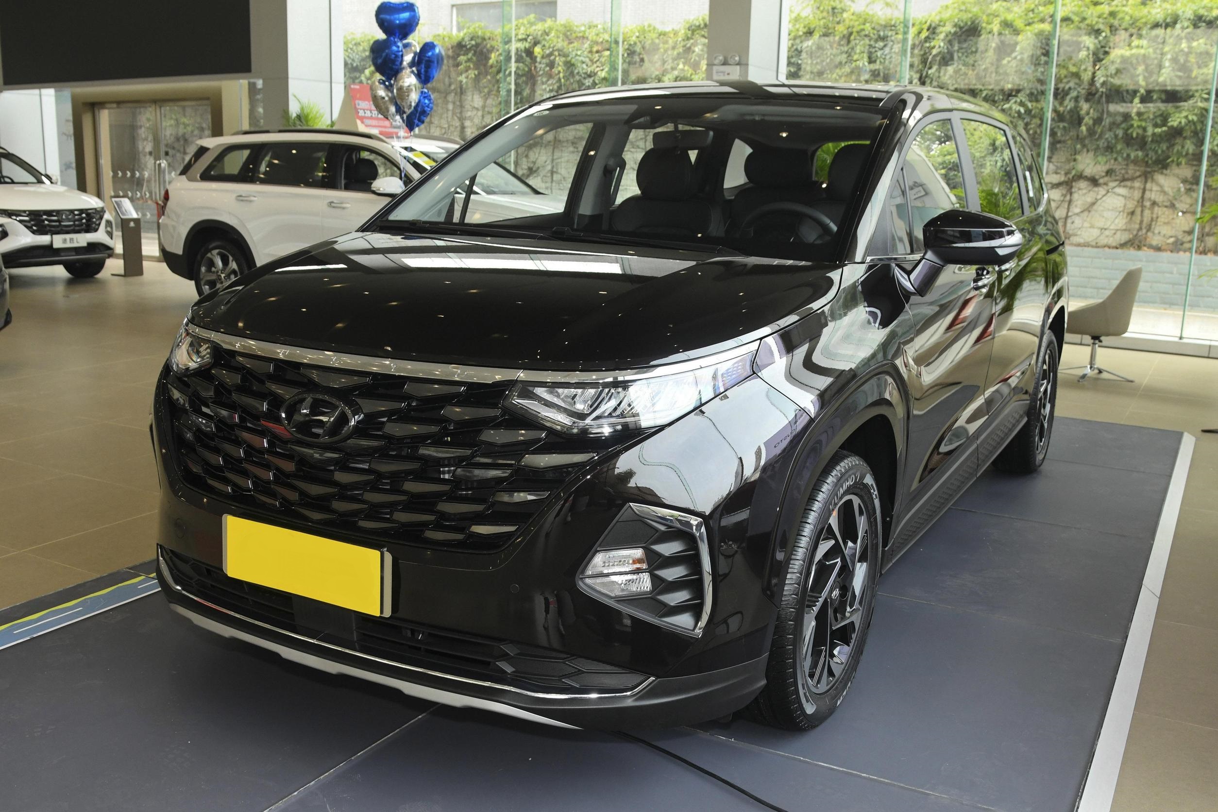 经济的家用选择,百公里油耗7l,北京现代库斯途到店实拍