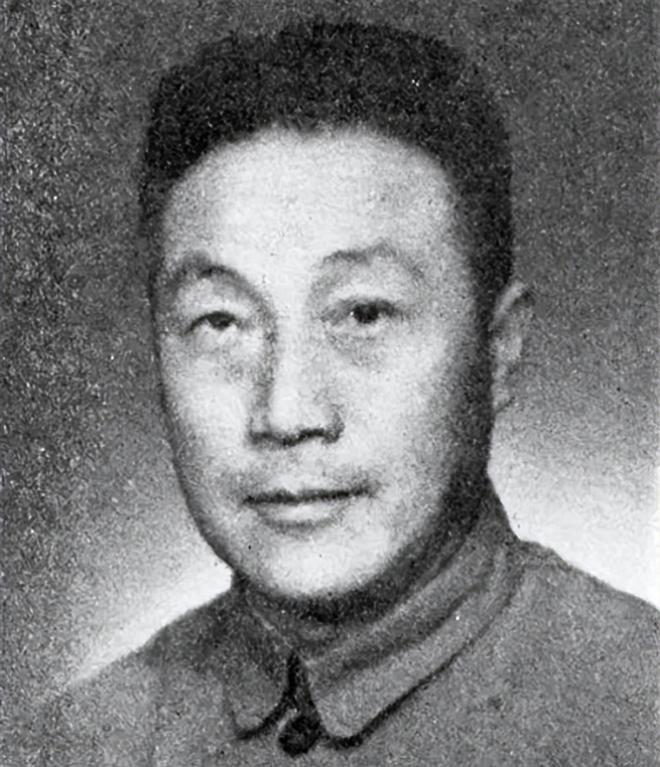 石友三:7次投身不同阵营,曾投靠日本当汉奸,最后被老兄弟活埋