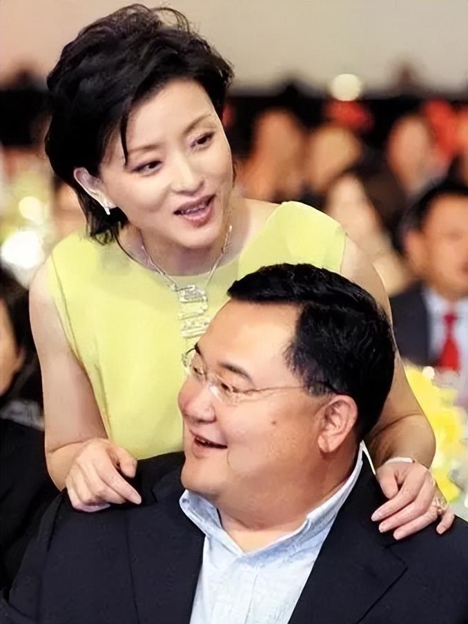 回顾杨澜:我与丈夫早已失去爱情,离婚后转身就投入到