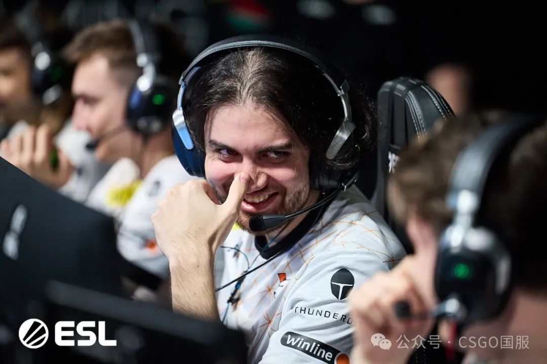 【蒙古拿下Falcons，Astralis、3DMAX两战全胜锁定16强席位！】