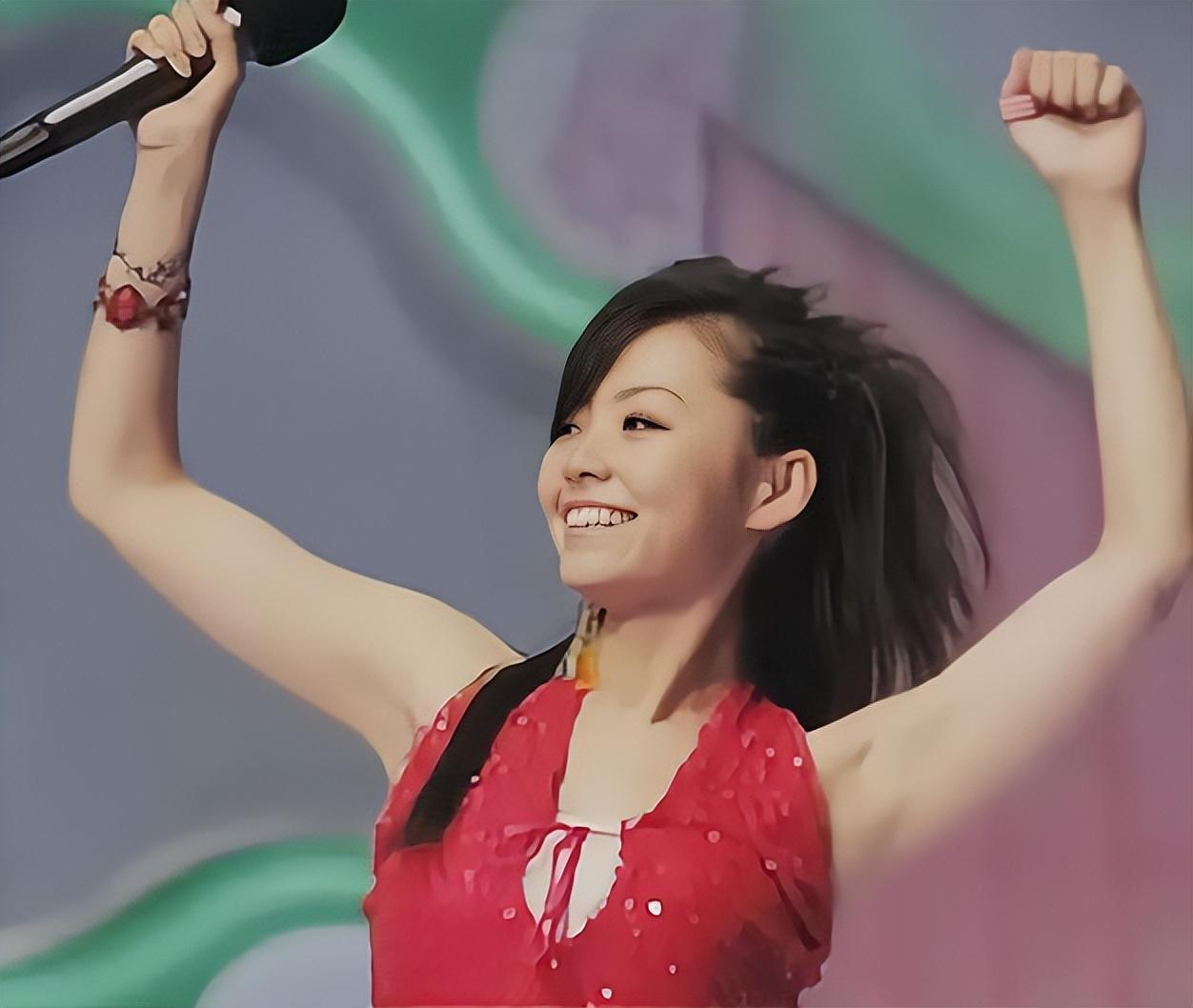 张靓颖:与冯轲相爱15年,被骗走6亿身家,离婚6年后两人