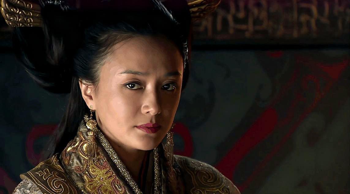 却被告知刘邦正在宠幸戚夫人;彭城之战刘邦大败,吕雉连同儿女和公婆被