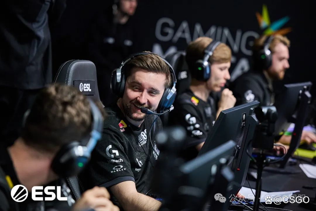 【蒙古拿下Falcons,Astralis、3DMAX两战全胜锁定16强席位!】