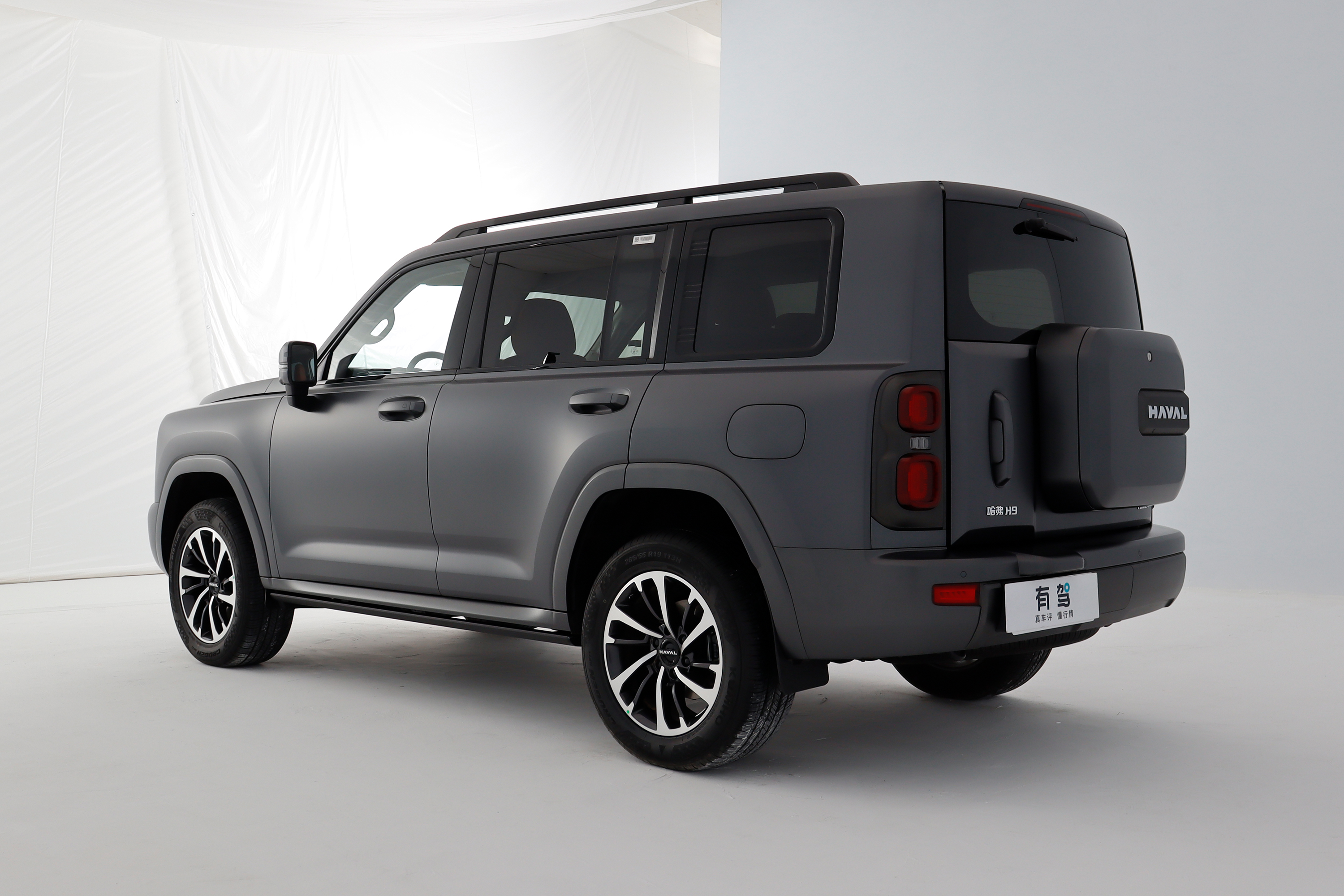 新车|静态实拍新一代哈弗h9,定位家庭智能全地形suv