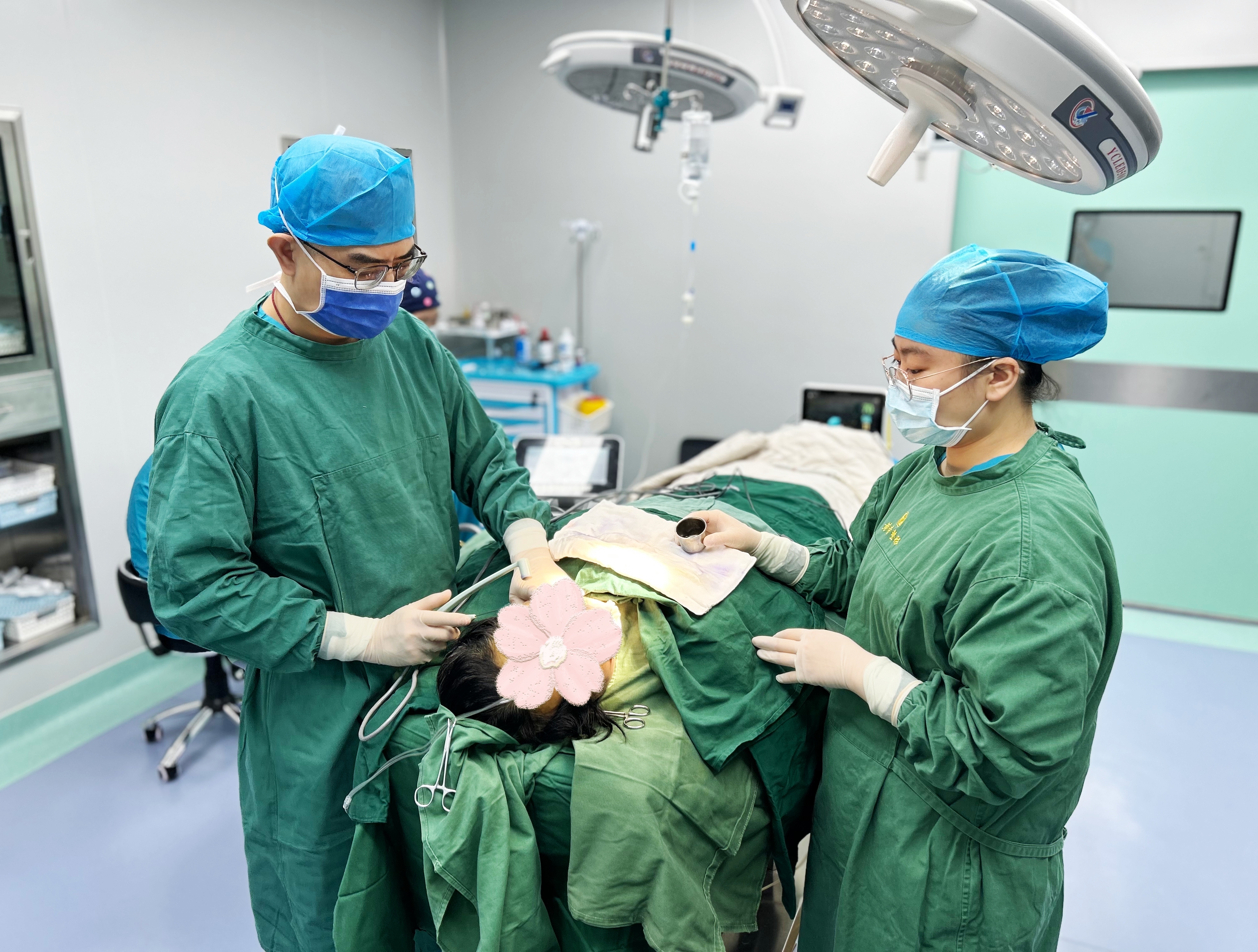 拍照更上镜,更具 整形外科图片颌下淋巴结手术图片下医整形医塑型