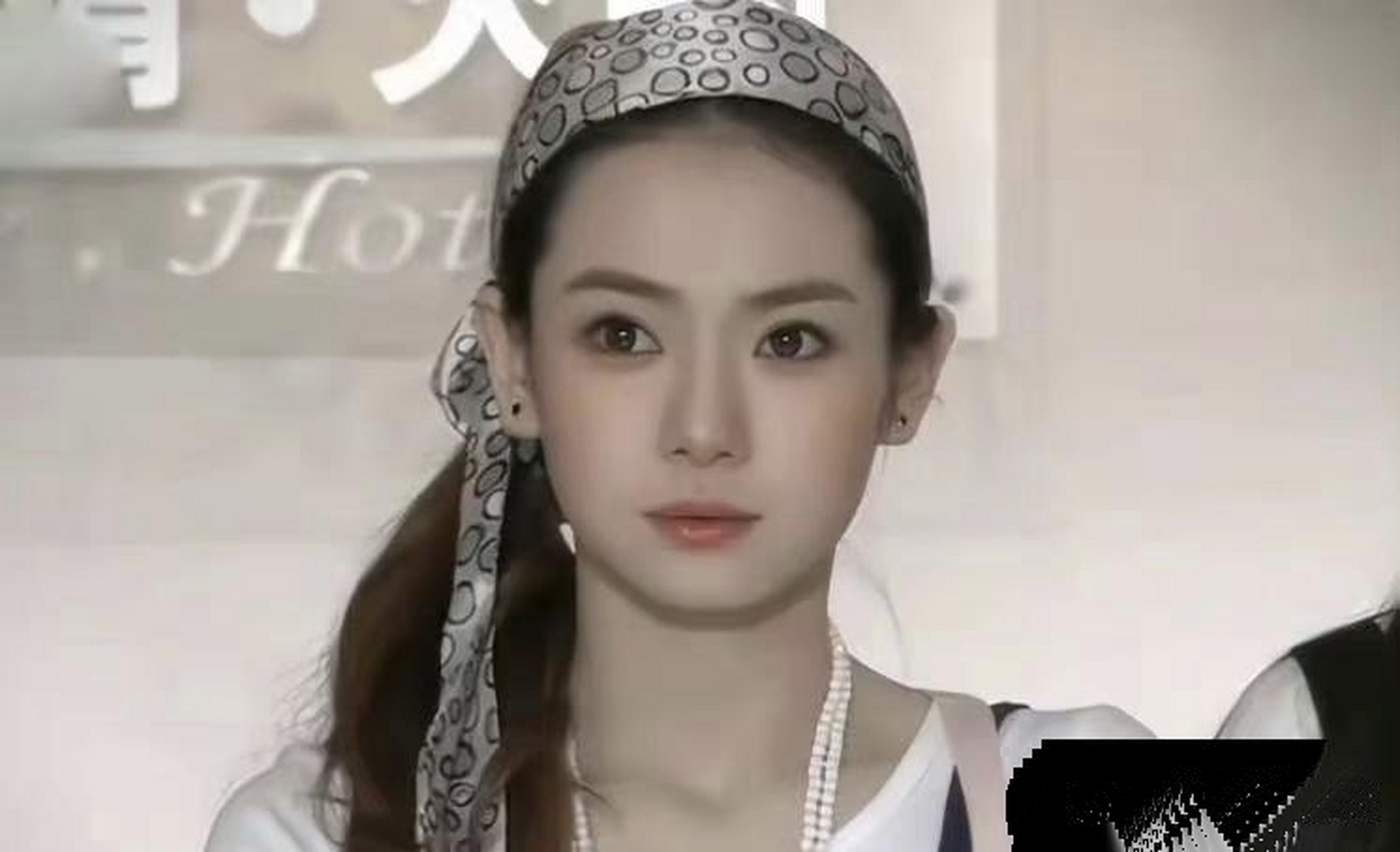 戚薇为啥想不开割双眼皮啊?