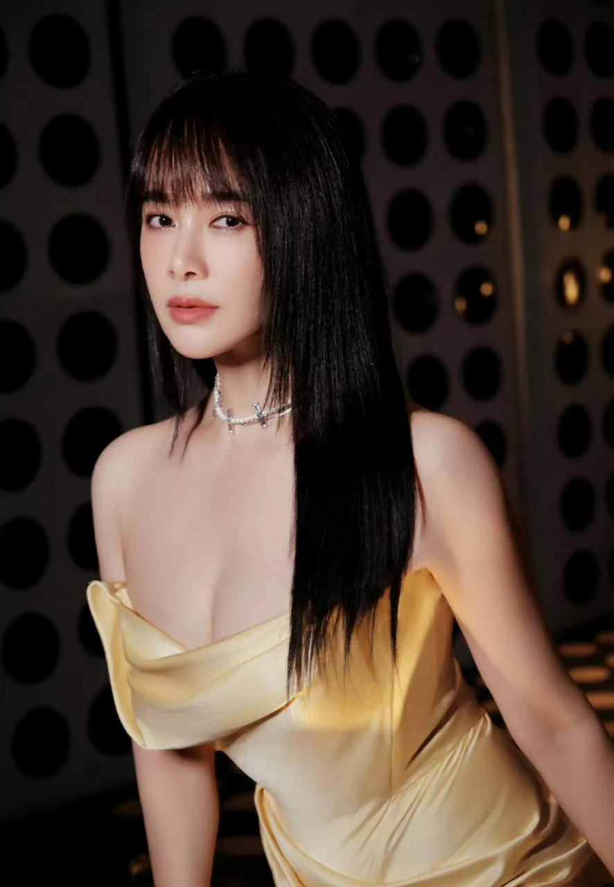 左小青的优雅美丽,令人沉迷