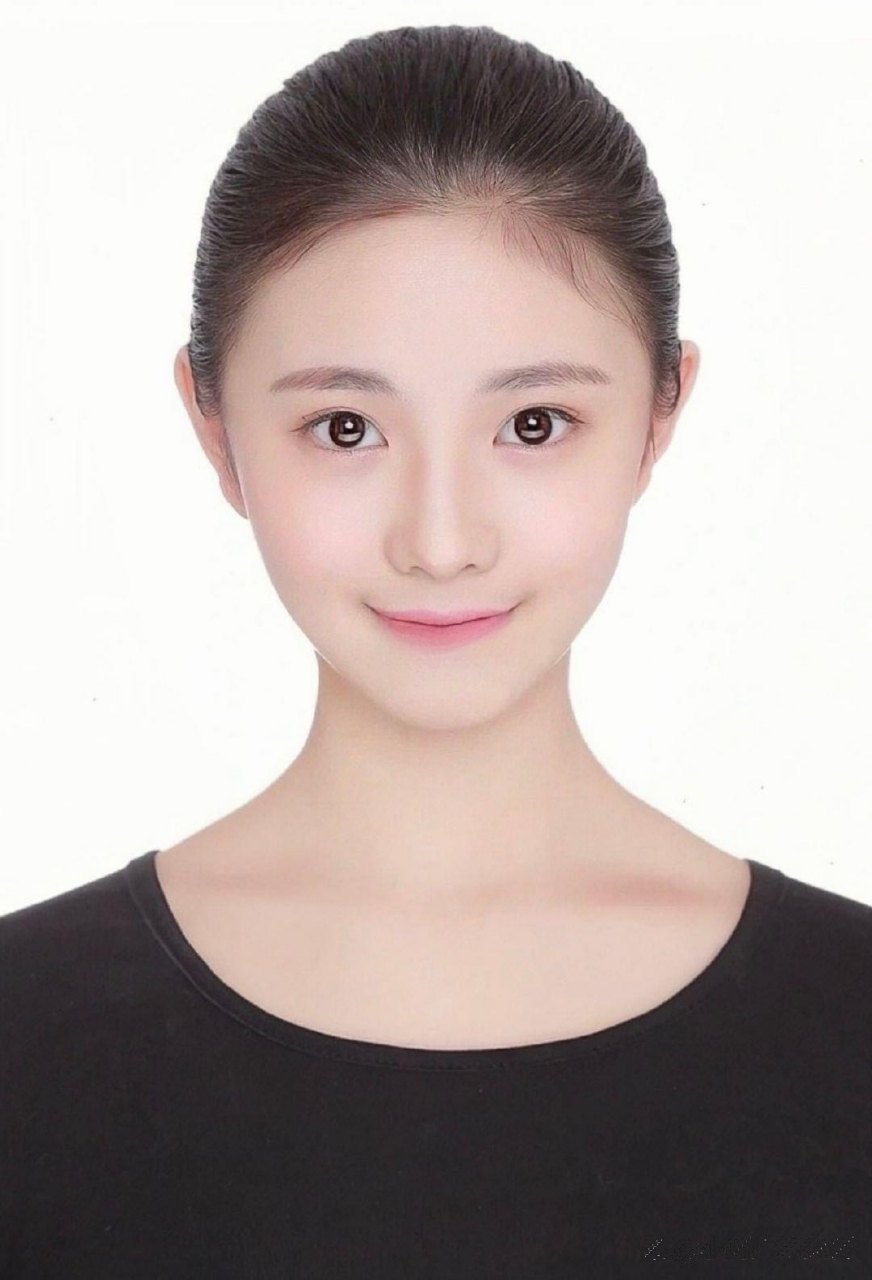 刘浩存无论多大都是大美女