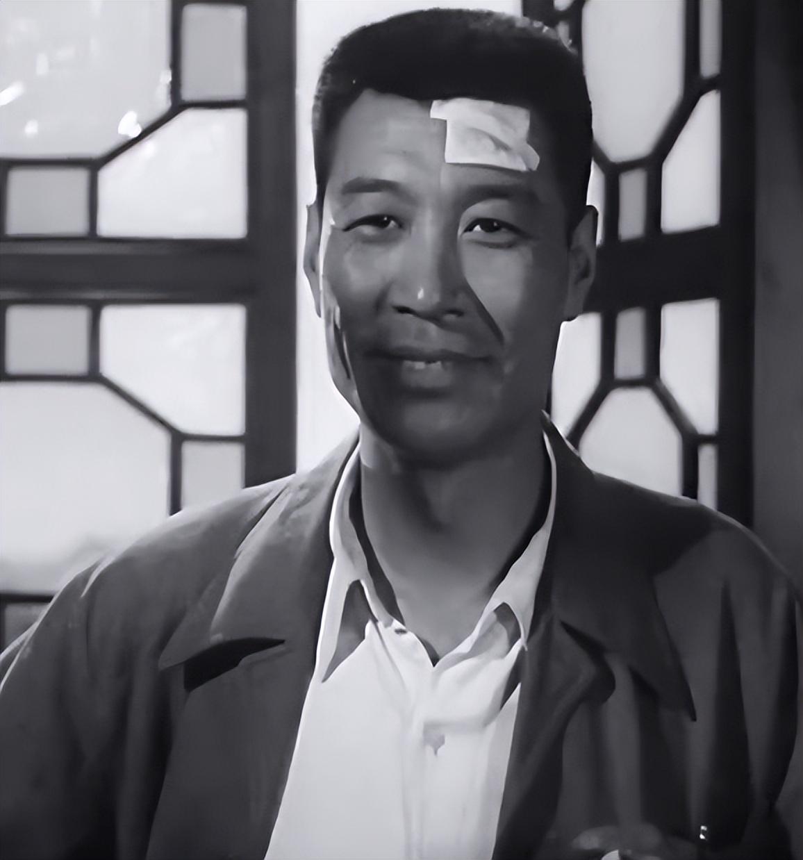 而李伯光似乎也不着急.因为他在等待——等待阿旺叔提供的证词