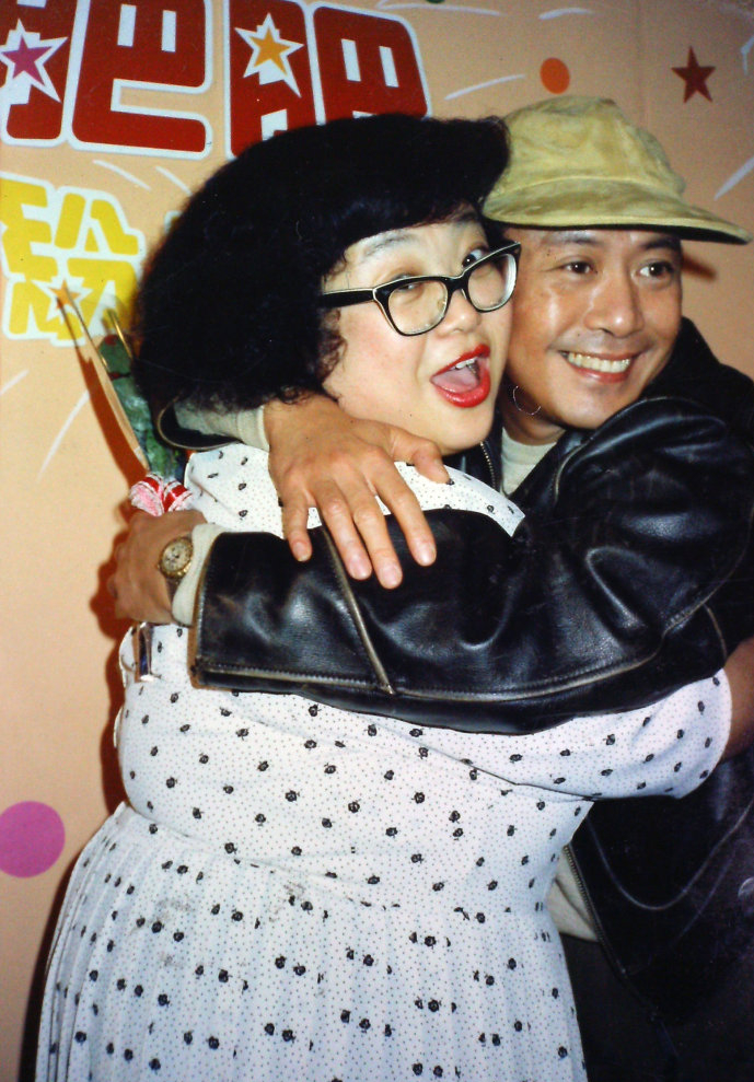 回顾:因癌过世的著名男演员,王霄年纪小仅45岁,江毅终生未结婚