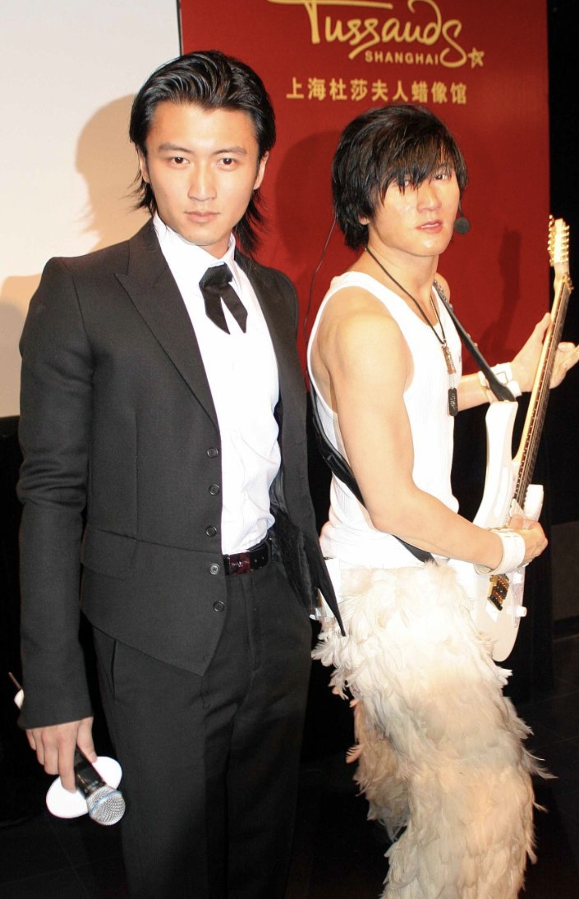 谢霆锋曾在一次采访中坦言:自己这一生中最错误的决定就是和张柏芝