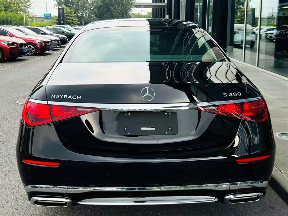 2024款迈巴赫改款s480到店实拍!3.0tl6爆发380马力!