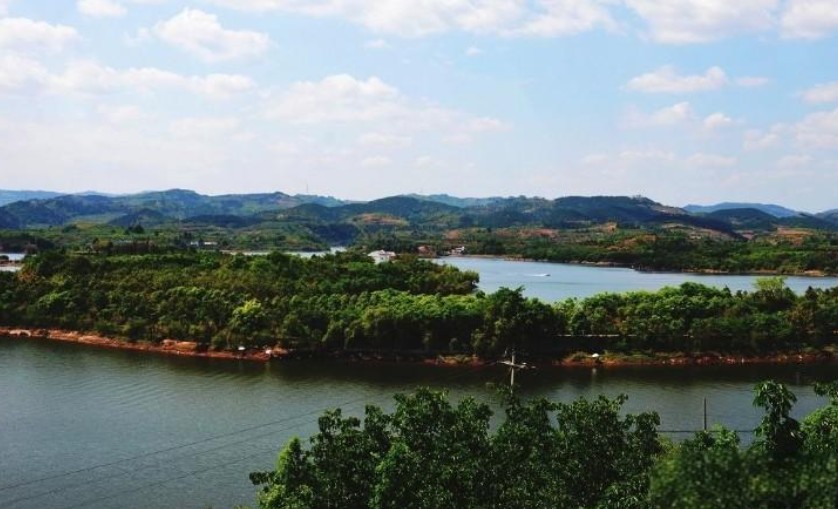 简阳龙泉湖一日游,邂逅桃花之城的自然风光