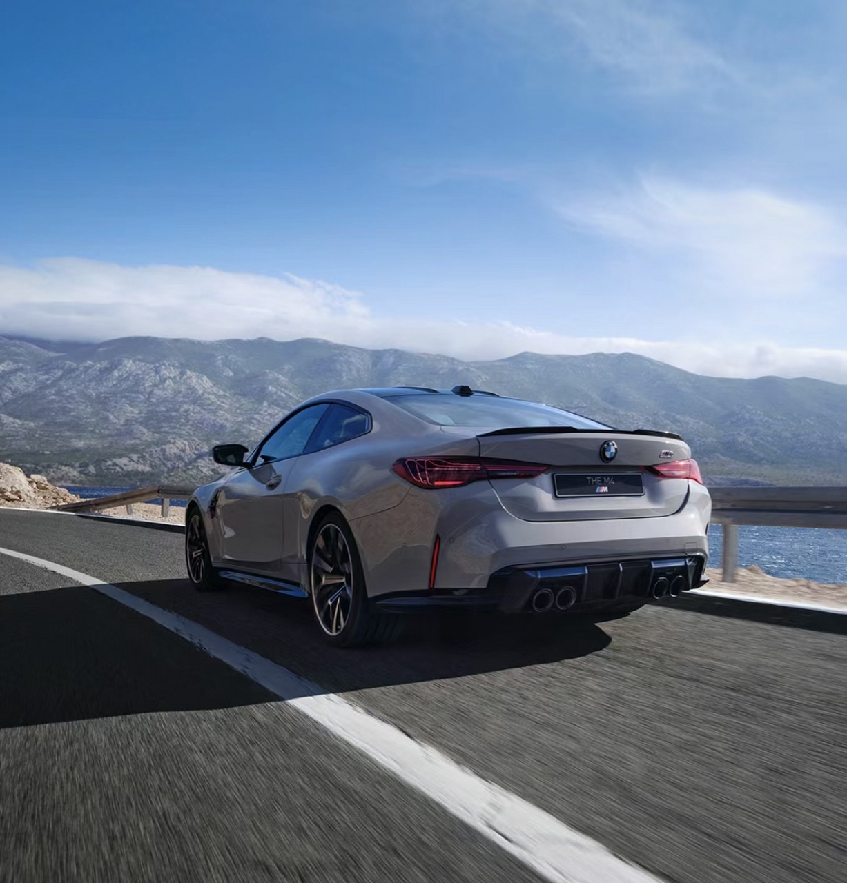 宝马新m4,悍然有型,就是这鼻孔怎么越来越大了[捂脸]