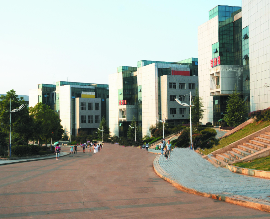 邵阳医学高等专科学校