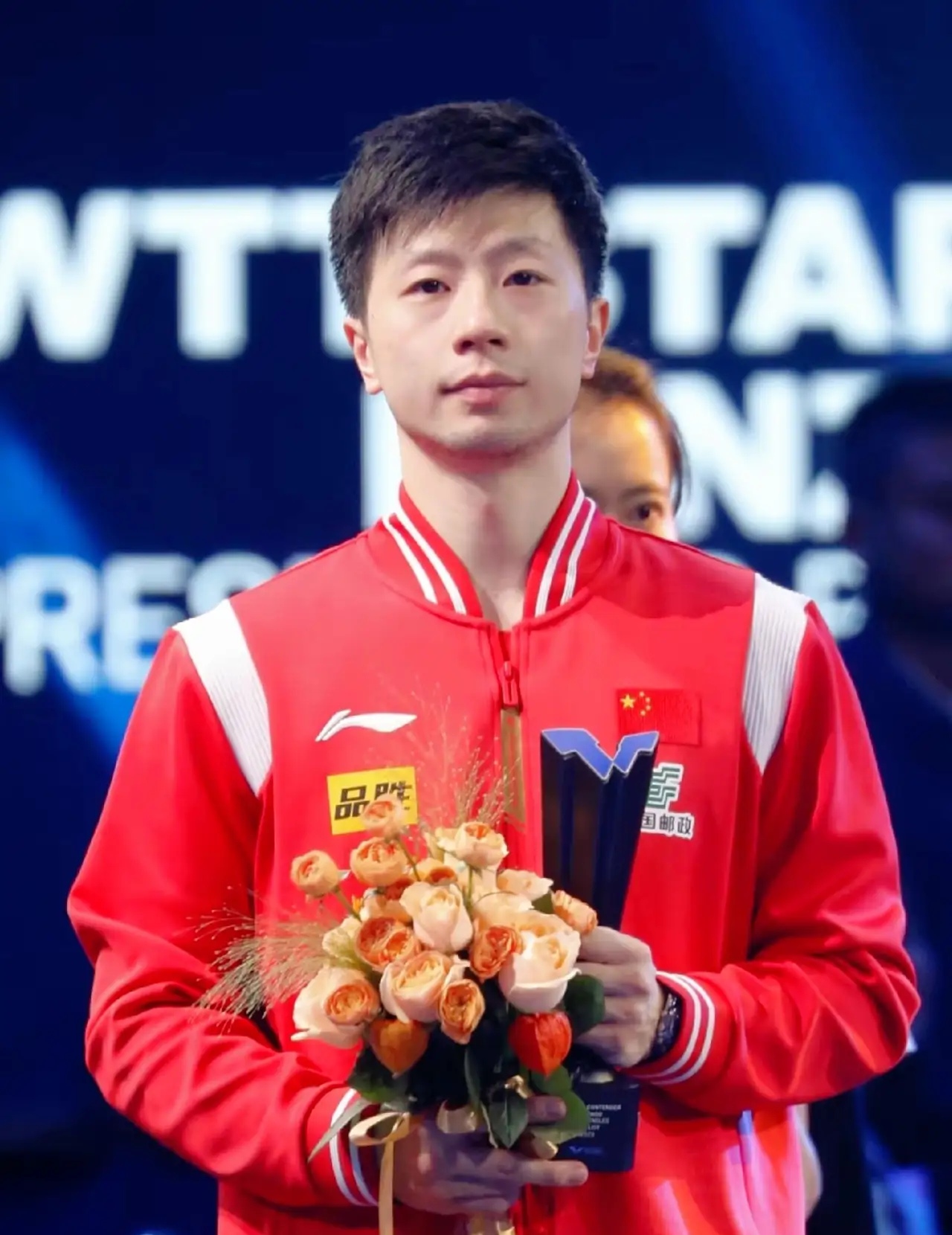 马龙已获8个世界单打冠军 奥运会冠军2个 2016年和2021年 世乒赛冠军3