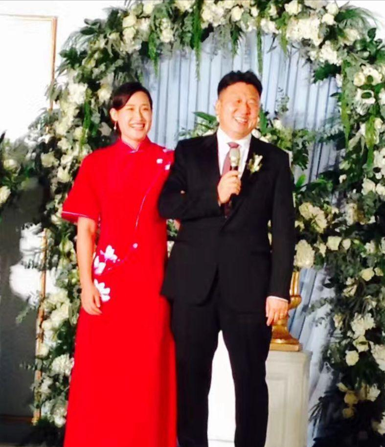 回顾奥运冠军刘子歌:27岁嫁给50岁教练,父母缺席婚礼,移居澳洲