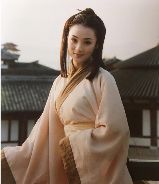 回顾《水浒传》17位女星现状:6位消失3位已逝,扈三娘