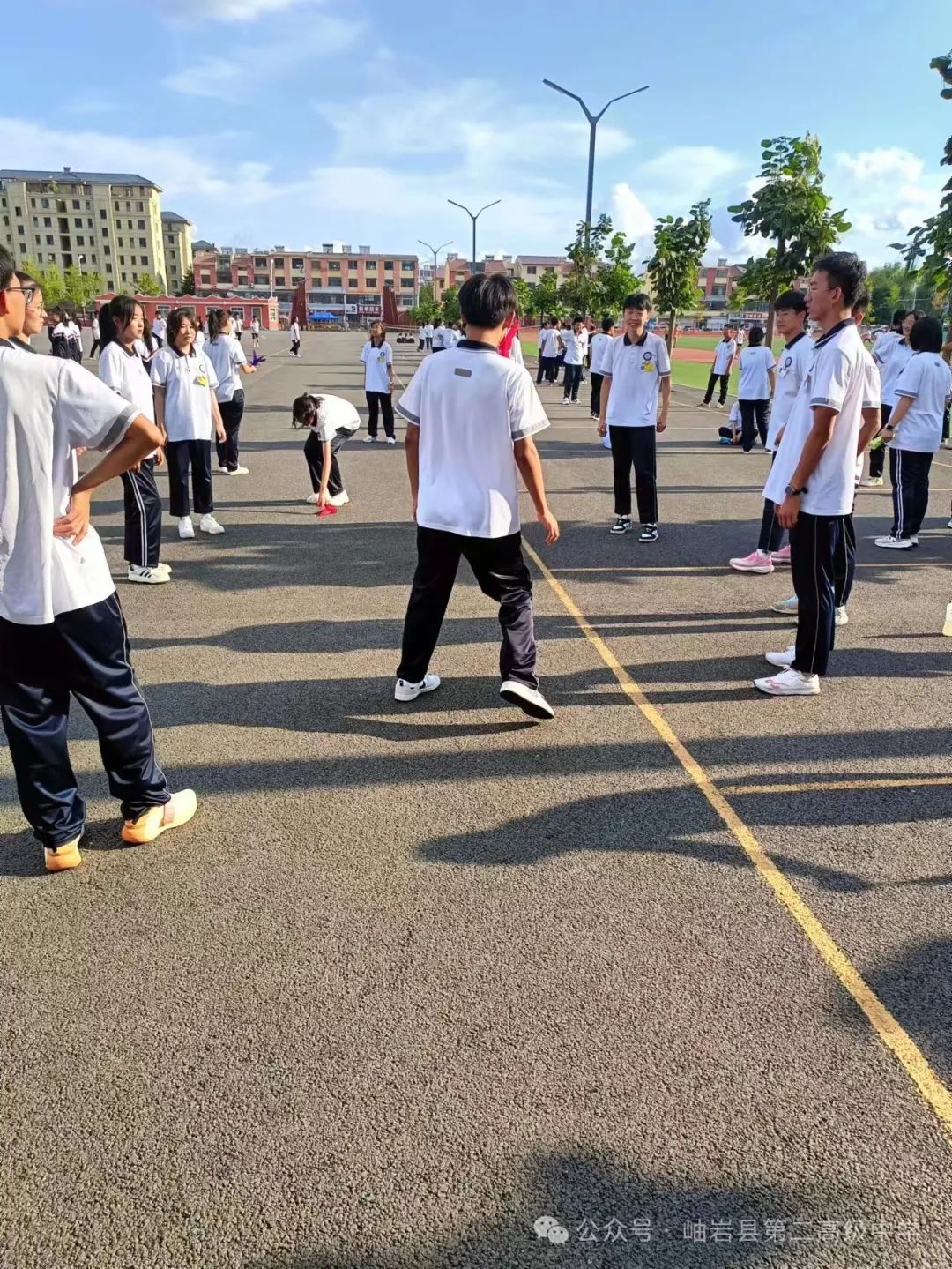 振兴新突破辽宁杠杠滴#  岫岩县第二高级中学体育类社团----毽球社