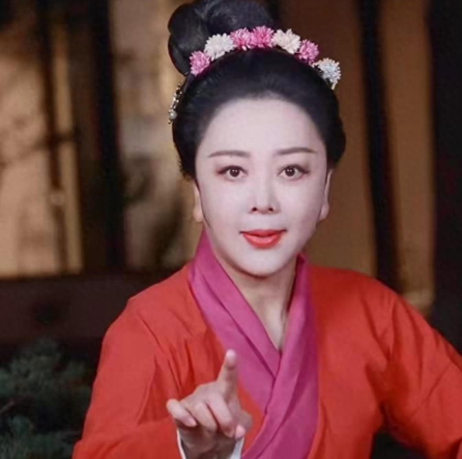 回顾《水浒传》17位女星现状:6位消失3位已逝,扈三娘