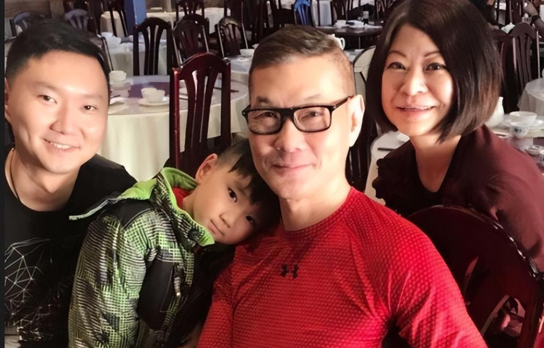 回顾:红极一时消失的9位打星现状,有人悄然离世,有人