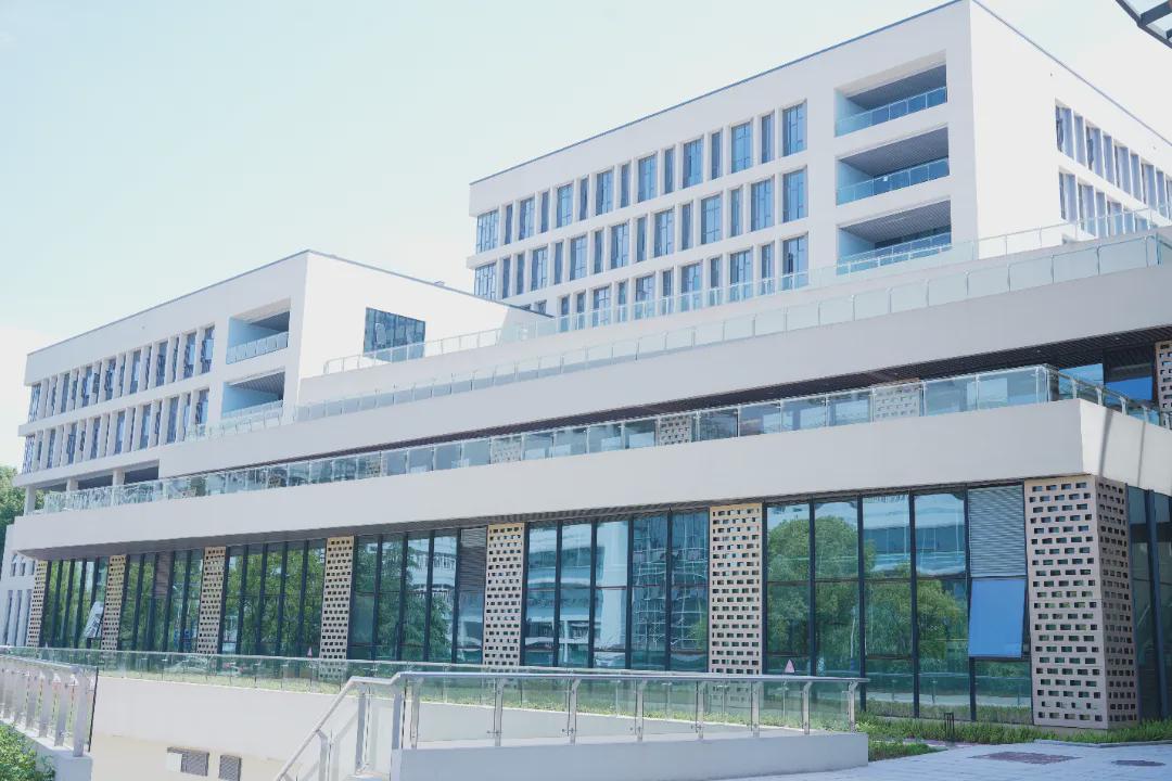 三峡大学水电楼图片图片