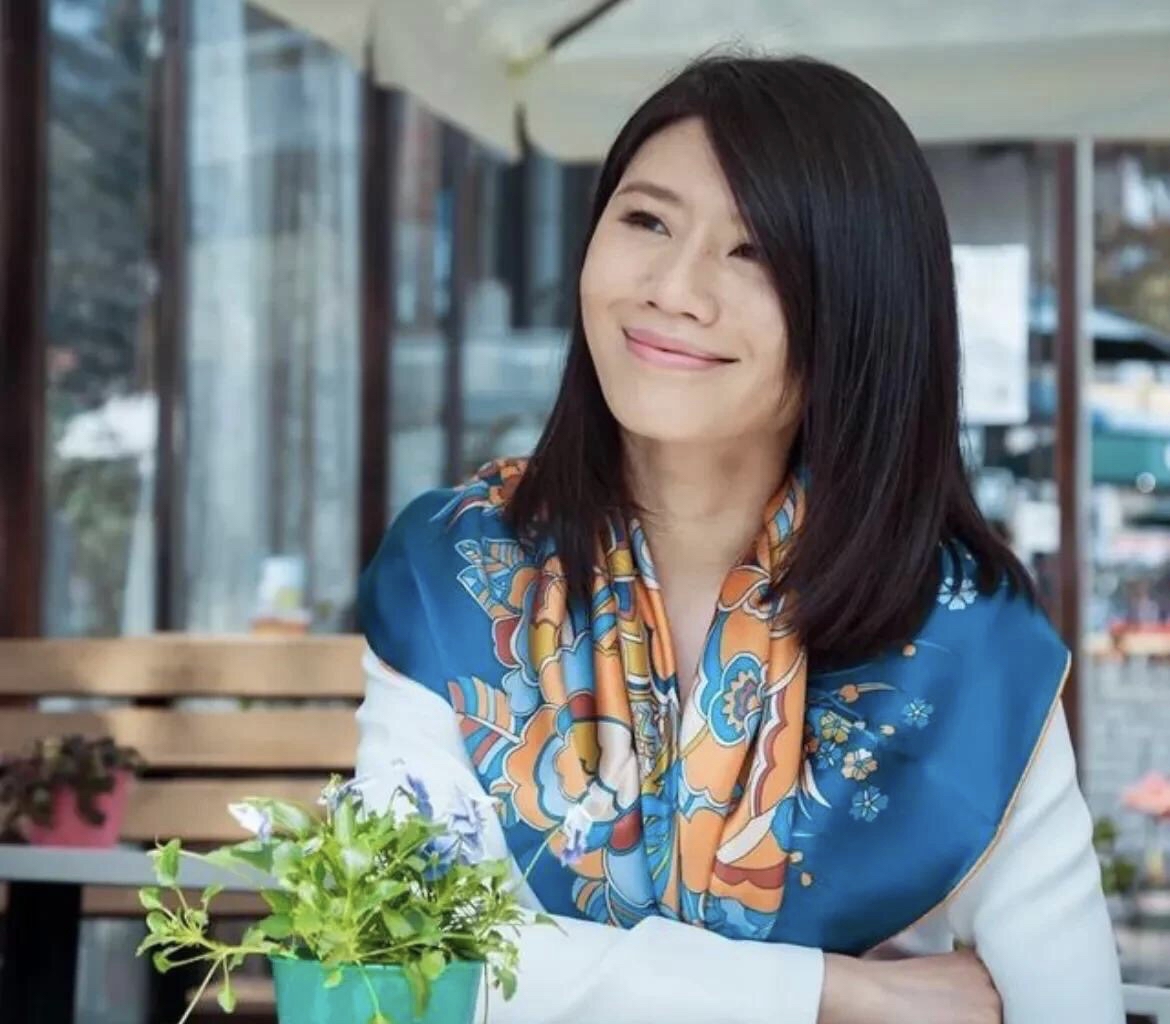 苏芩: "过完一天,就放下一天. 这可以规避绝大多数的烦心事.