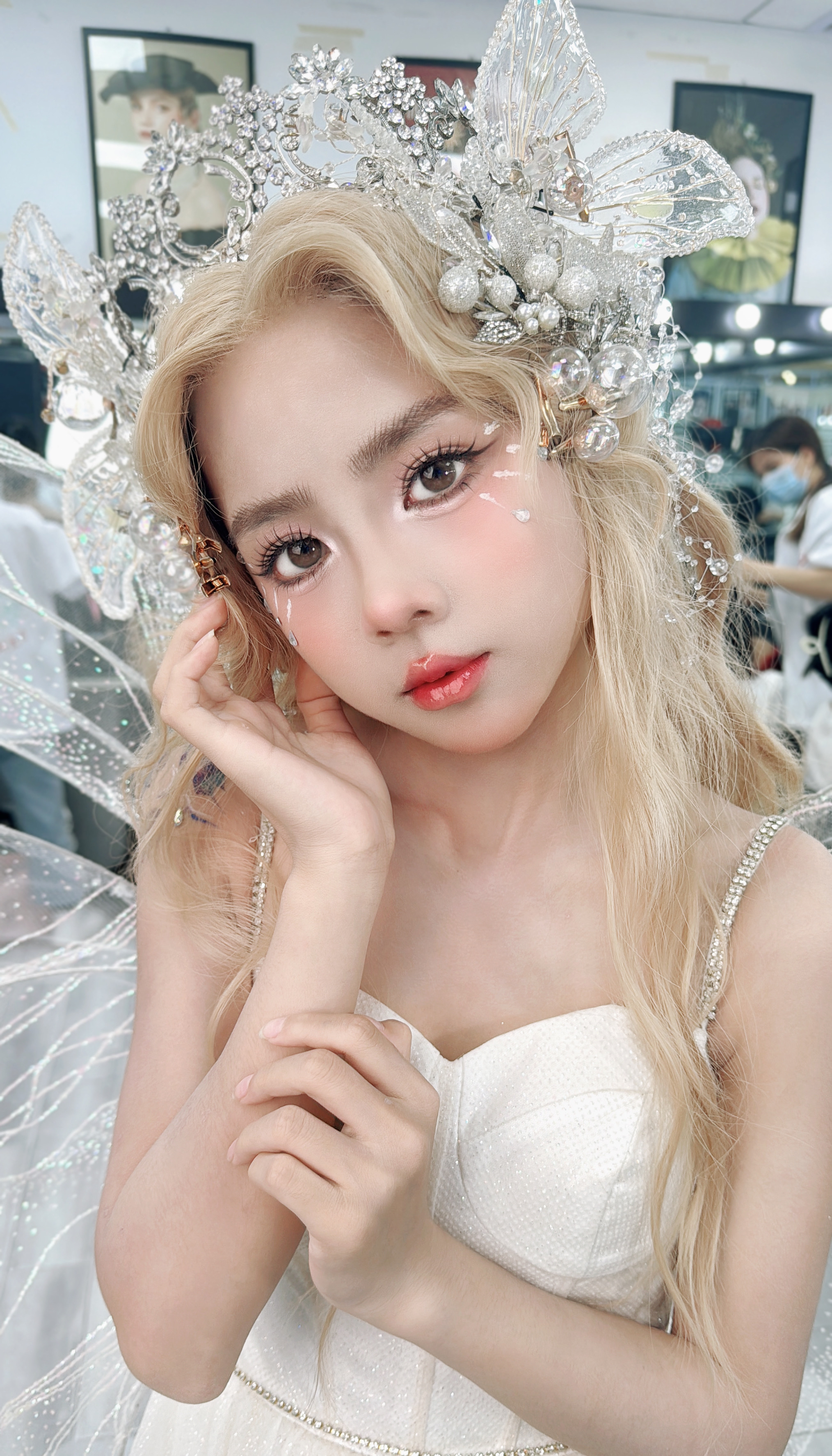 精灵妆造 伊甸园梦境,在光影下闪闪发光,梦幻的翅膀