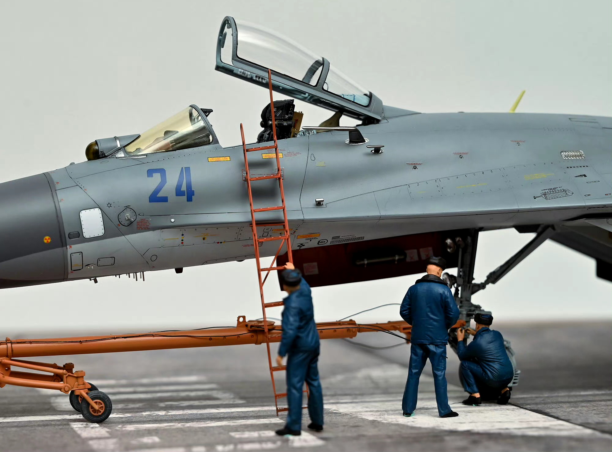 军模欣赏:模友花富贵制作的一组苏